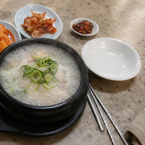 한방 삼계탕 플레이스 음식사진